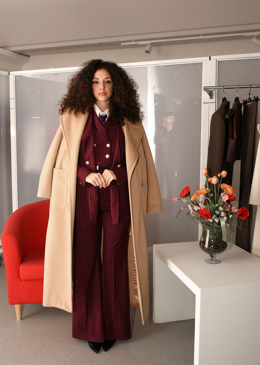 Cappotto lungo modello Raffinata colorazione Beige