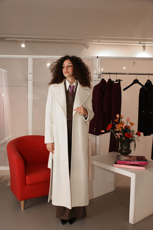 Cappotto lungo modello Raffinata colorazione Bianco